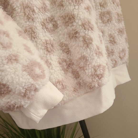 🐆WORKSHOP REPUBLIC CLOTHING Super Soft Leopard Print Sweater Size 1X - Picture 3 of 6